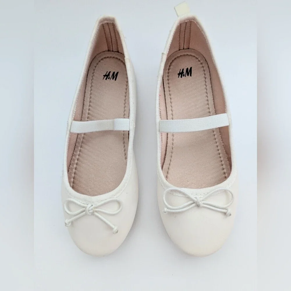 H&M Kids (Size 12-12.5) Off-White/Ivory Mary-Jane/Ballet Flats/Shoes